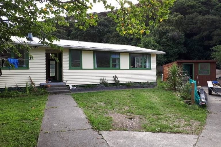 Photo of property in 29 Ruahine Street, Paraparaumu, 5032