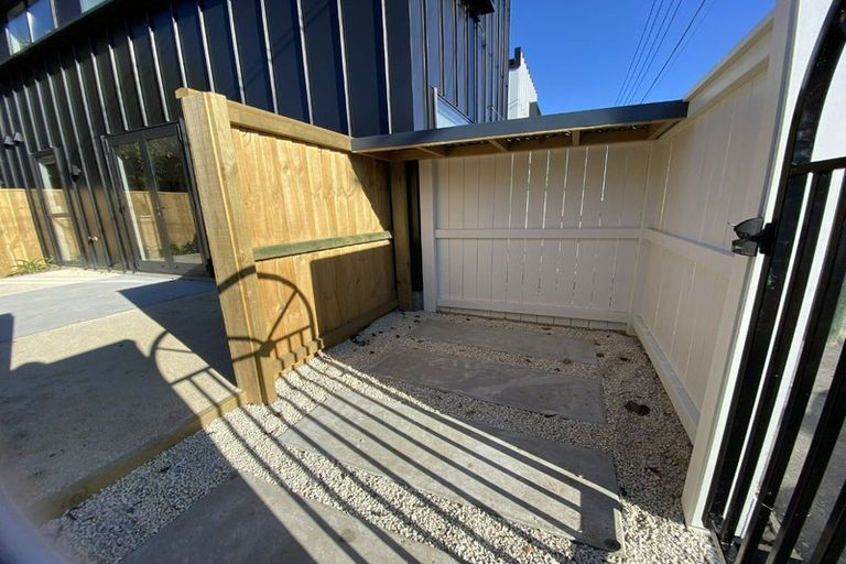 Photo of property in 36a Hargest Crescent, Sydenham, Christchurch, 8023