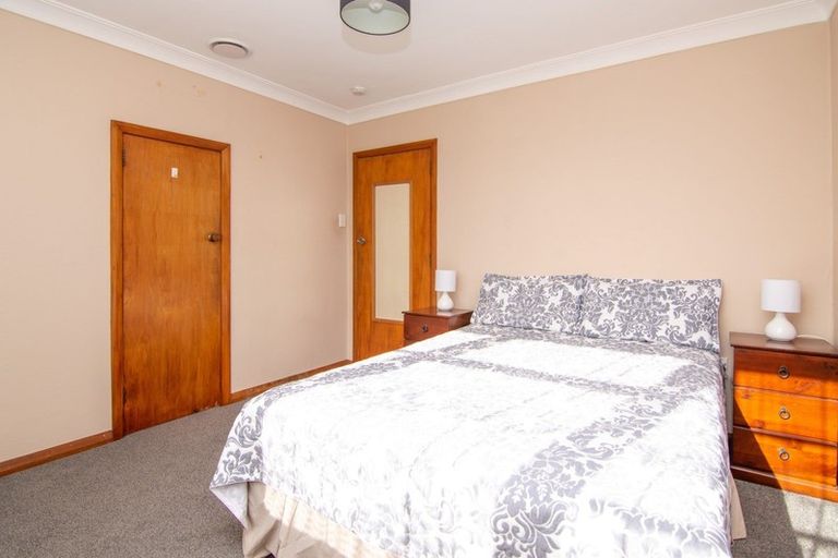 Photo of property in 20 Milton Street, Roslyn, Palmerston North, 4414