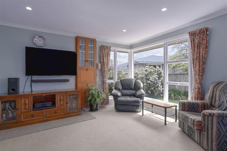 Photo of property in 19 Arlington Street, Burnside, Christchurch, 8053