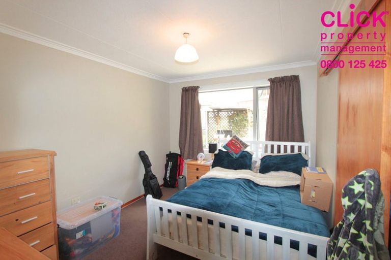 Photo of property in 11 Larkins Street, Helensburgh, Dunedin, 9010