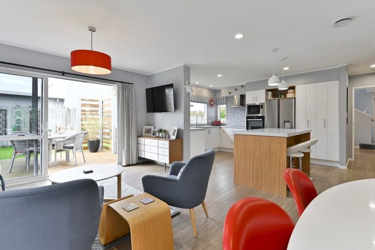 Photo of property in 12 The Croft, Havelock North, 4130