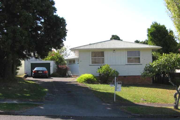 Photo of property in 18 Cutler Street, New Lynn, Auckland, 0600
