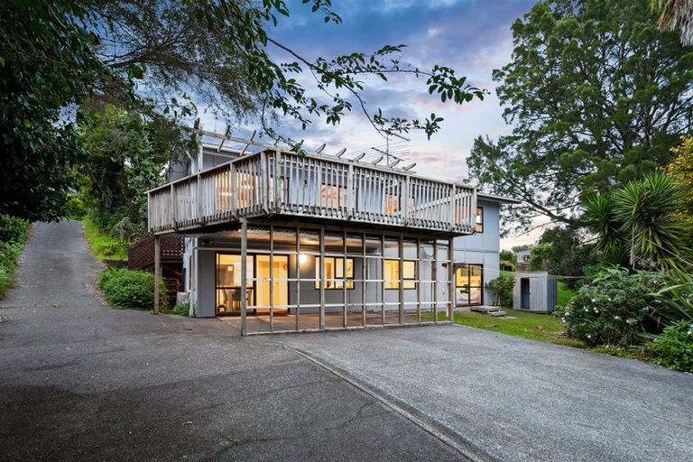 Photo of property in 2/113 Manuka Road, Bayview, Auckland, 0629