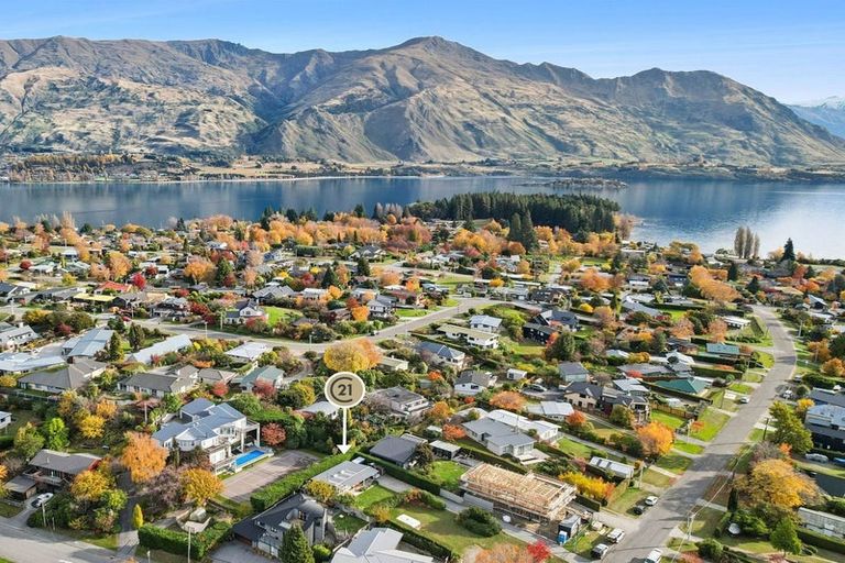 Photo of property in 69a Beech Street, Wanaka, 9305
