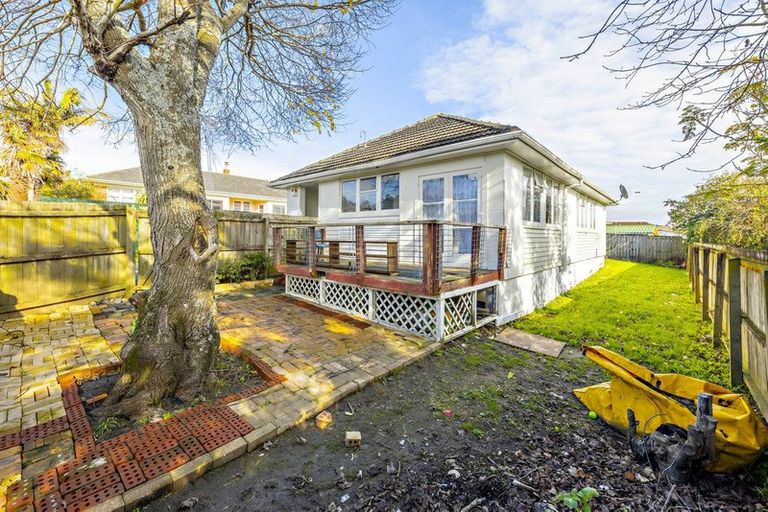 Photo of property in 1/147 Boundary Road, Clover Park, Auckland, 2019