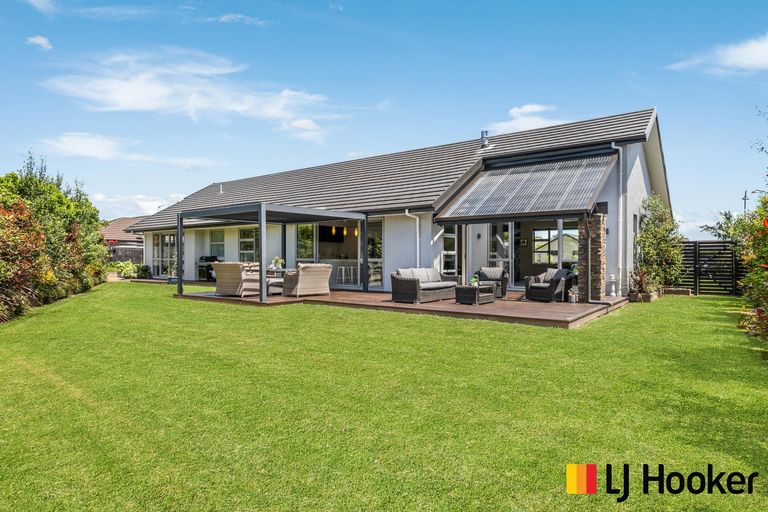 Photo of property in 8 Searle Drive, Patumahoe, Pukekohe, 2679