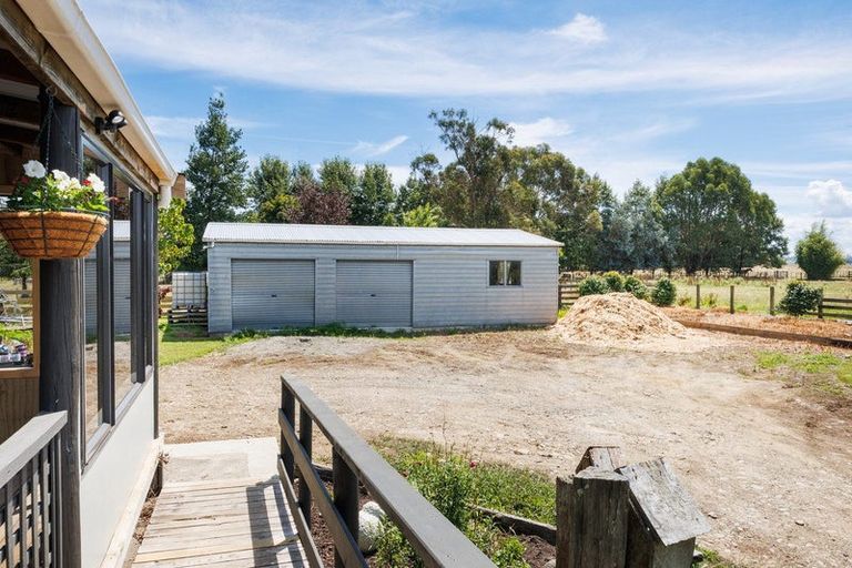 Photo of property in 176 Colemans Road, Marton, 4787