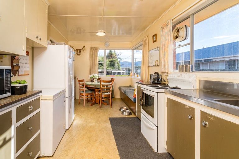 Photo of property in 207 Oxford Street, South Dunedin, Dunedin, 9012