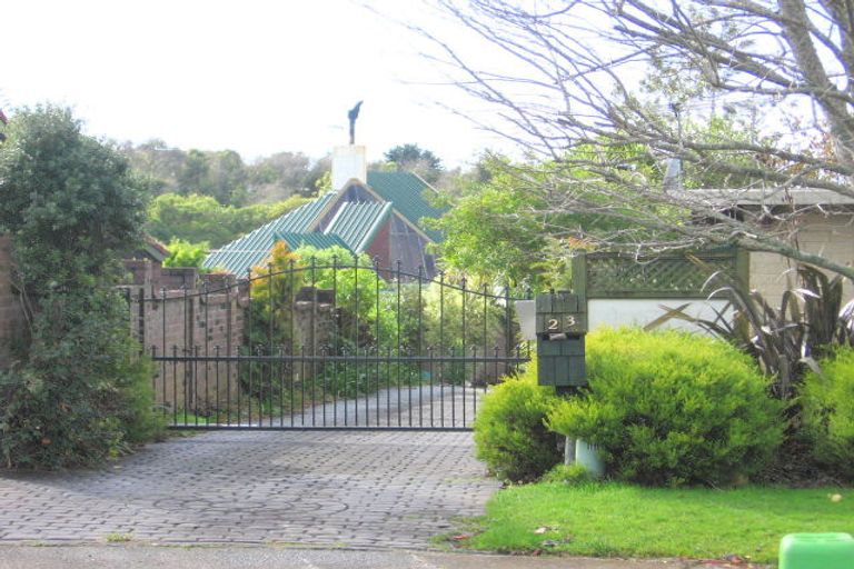 Photo of property in 23 Davita Place, Farm Cove, Auckland, 2012