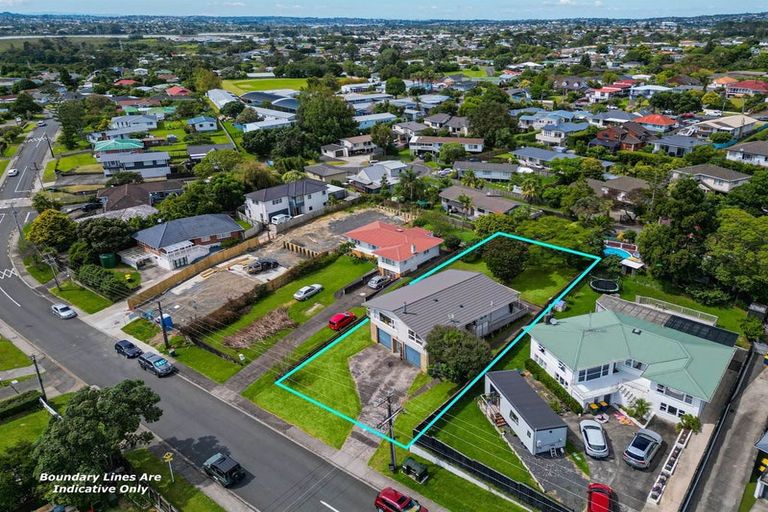 Photo of property in 17 Divich Avenue, Te Atatu South, Auckland, 0610