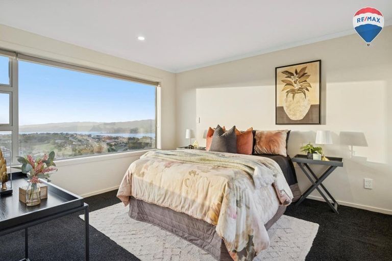 Photo of property in 137 Endeavour Drive, Whitby, Porirua, 5024