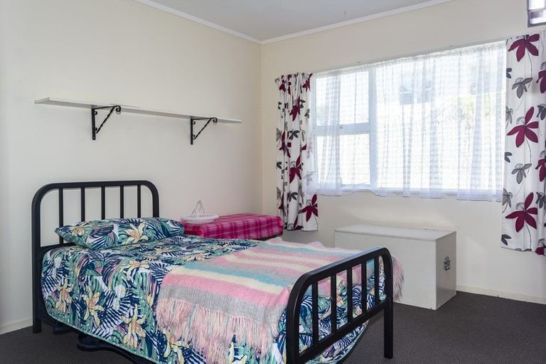 Photo of property in 2/353 Saint Aubyn, Moturoa, New Plymouth, 4310