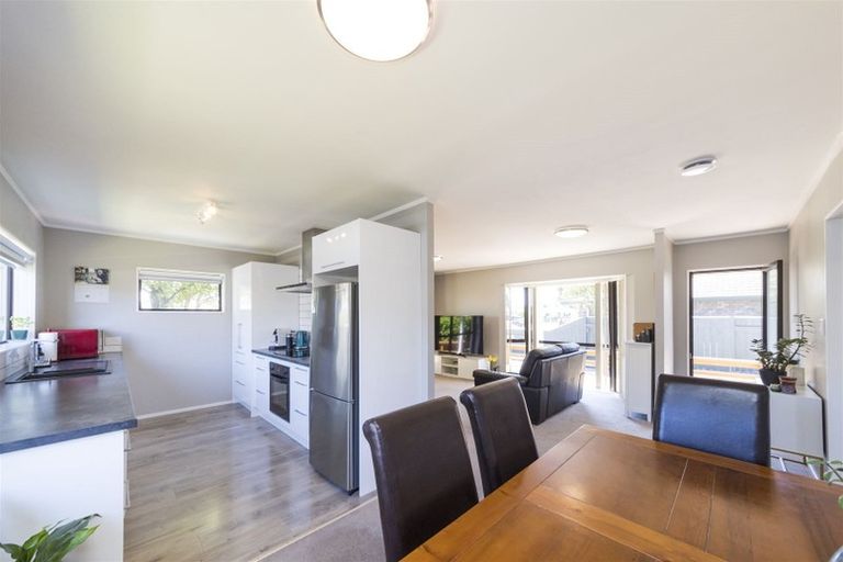 Photo of property in 125 Amberley Avenue, Highbury, Palmerston North, 4412