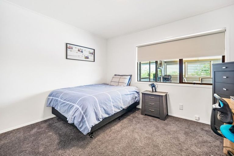 Photo of property in 45 Marendellas Drive, Bucklands Beach, Auckland, 2014