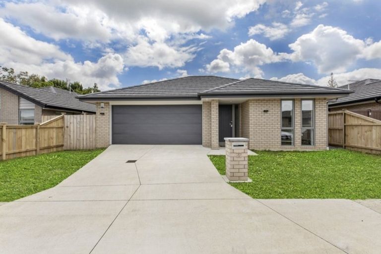 Photo of property in 22 Makatiti Street, Pukekohe, 2120