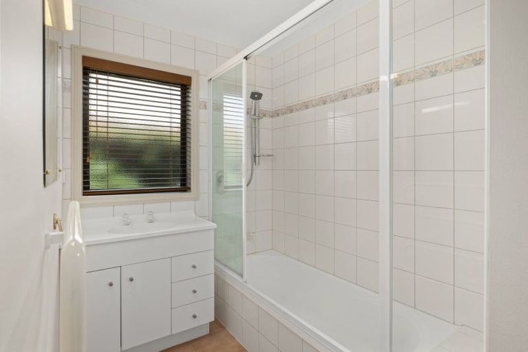 Photo of property in 48 Cannon Drive, Kerikeri, 0230