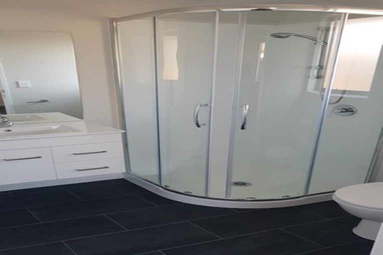 Photo of property in 130 Broadlands Drive, Rolleston, 7615