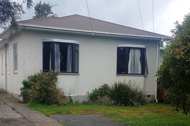 Photo of property in 19 Knighton Road, Hillcrest, Hamilton, 3216