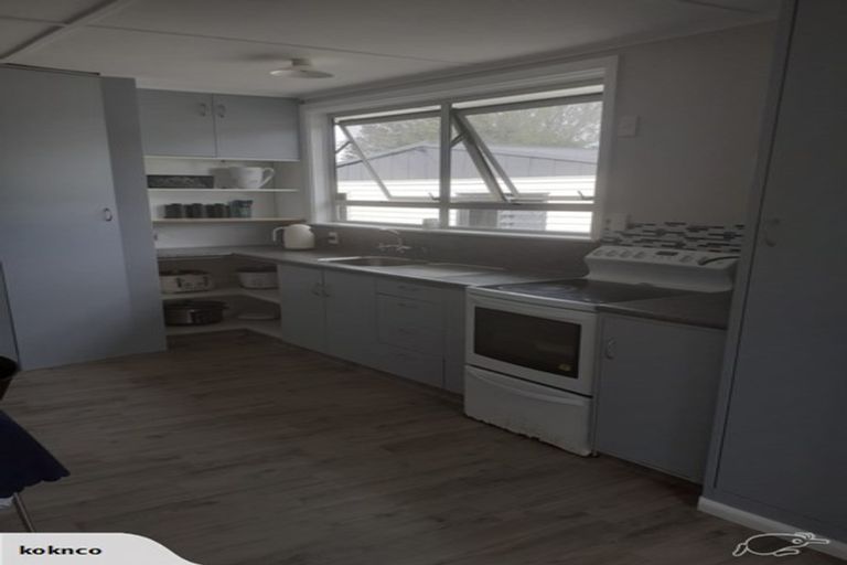 Photo of property in 19 Shackleton Street, Maraenui, Napier, 4110