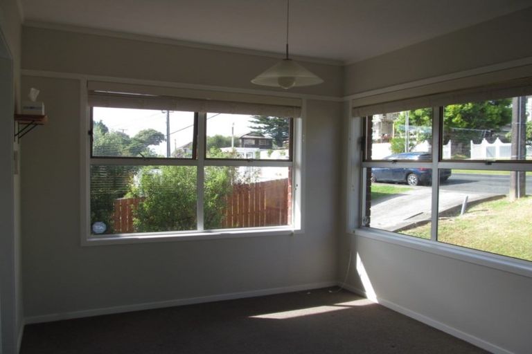 Photo of property in 1/21 Quebec Road, Milford, Auckland, 0620