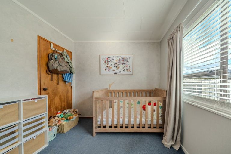 Photo of property in 129 Mclean Street, Woodville, 4920