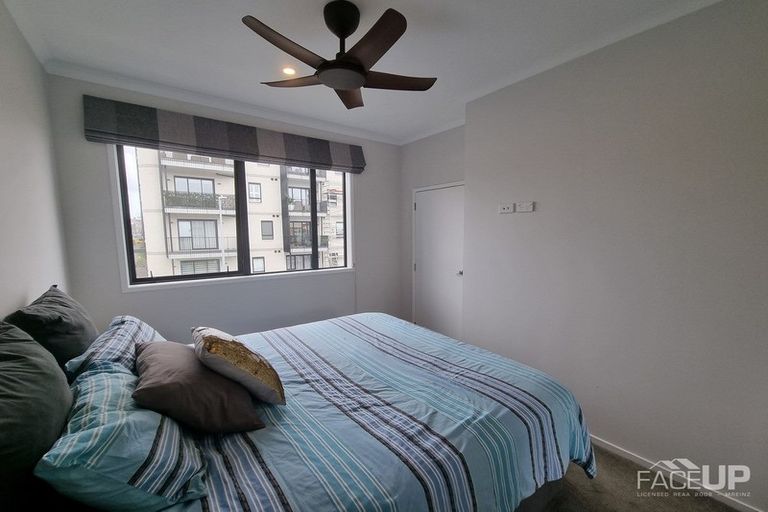 Photo of property in 6 Sidney Wallingford Way, Hobsonville, Auckland, 0616