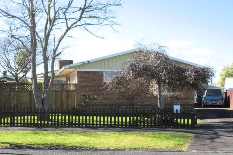 Photo of property in 12 Fairview Street, Fairview Downs, Hamilton, 3214