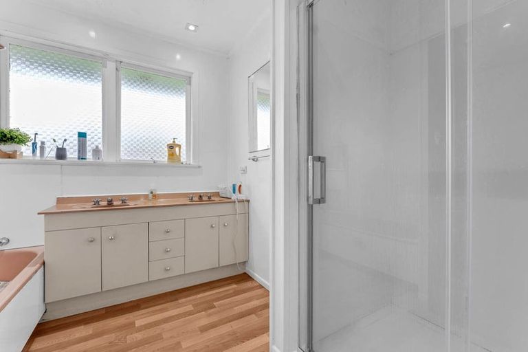 Photo of property in 40 Alexander Avenue, Papatoetoe, Auckland, 2025