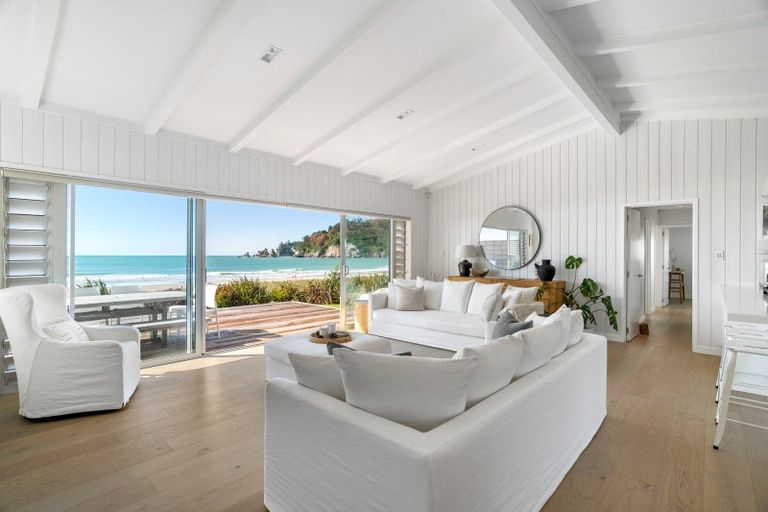 Photo of property in 212 Tangaroa Road, Whangamata, 3620