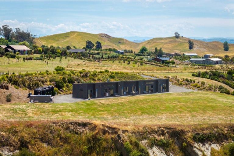 Photo of property in 8 Riverview Drive, Otane, 4277