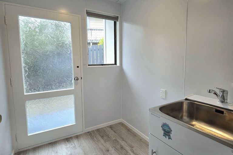 Photo of property in 18 Mercury Way, Whitby, Porirua, 5024