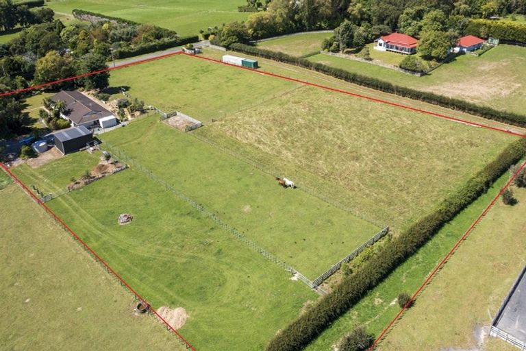 Photo of property in 24 Best Road, Te Horo, Otaki, 5582