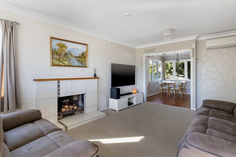 Photo of property in 10 Hilltop Road, Parkvale, Tauranga, 3112