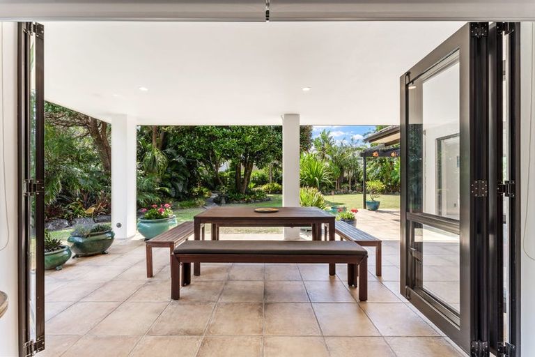 Photo of property in 22 Glamis Avenue, Manly, Whangaparaoa, 0930