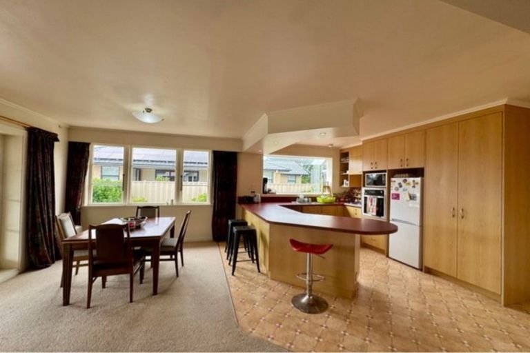 Photo of property in 10 Grey Street, Martinborough, 5711