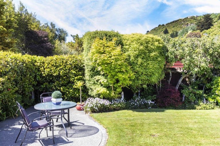 Photo of property in 55 Landsdowne Terrace, Cashmere, Christchurch, 8022