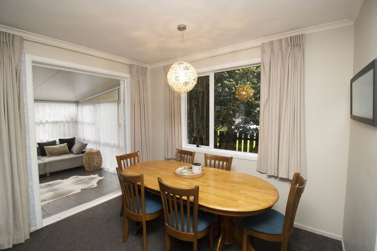 Photo of property in 10 Wallath Road, Westown, New Plymouth, 4310