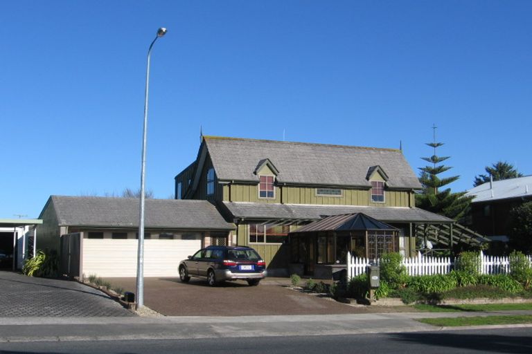 Photo of property in 92 Glen Lynne Avenue, Queenwood, Hamilton, 3210