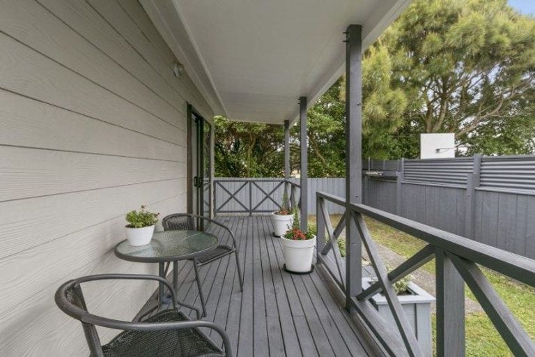 Photo of property in 22 Elizabeth Street, Moera, Lower Hutt, 5010