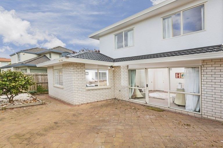 Photo of property in 1/18 Edendale Road, Somerville, Auckland, 2014