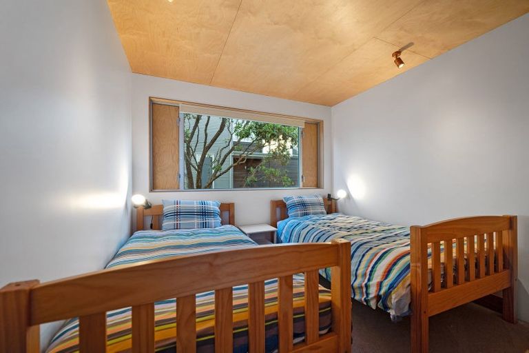 Photo of property in 19 Lagoon Way, Omaha, 0986