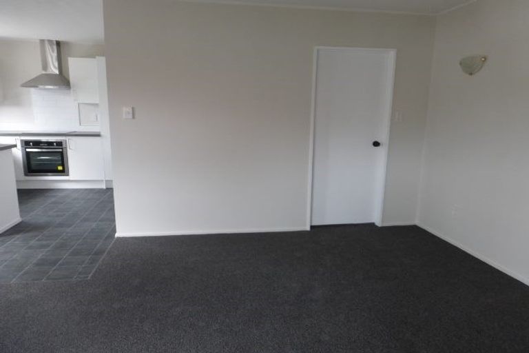 Photo of property in 2/34 Maxwell Street, Riccarton, Christchurch, 8041