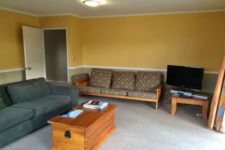 Photo of property in 8 Hillview Place, Wanaka, 9305