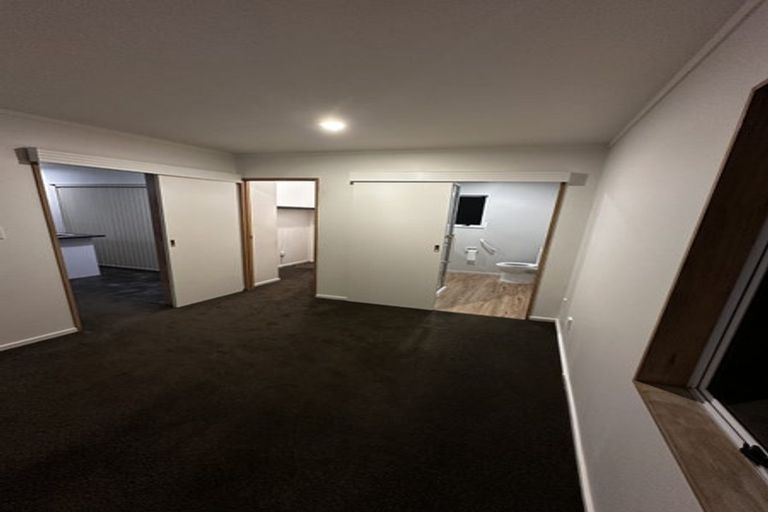 Photo of property in 69 Vintage Drive, Henderson, Auckland, 0612