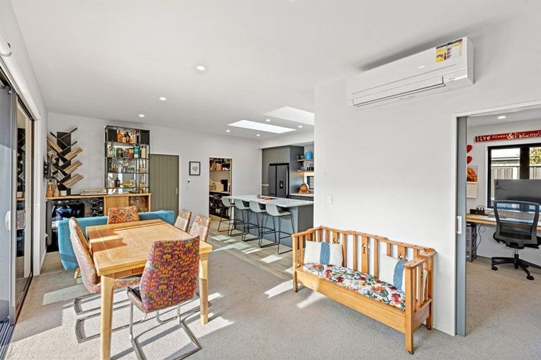 Photo of property in 3 Picadilly Avenue, Casebrook, Christchurch, 8051