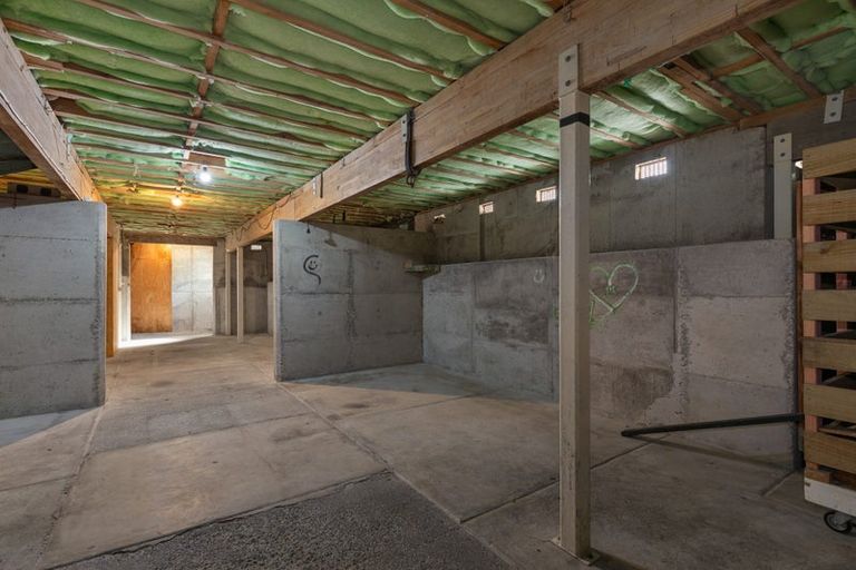 Photo of property in 5 Kinloch Place, Papakowhai, Porirua, 5024