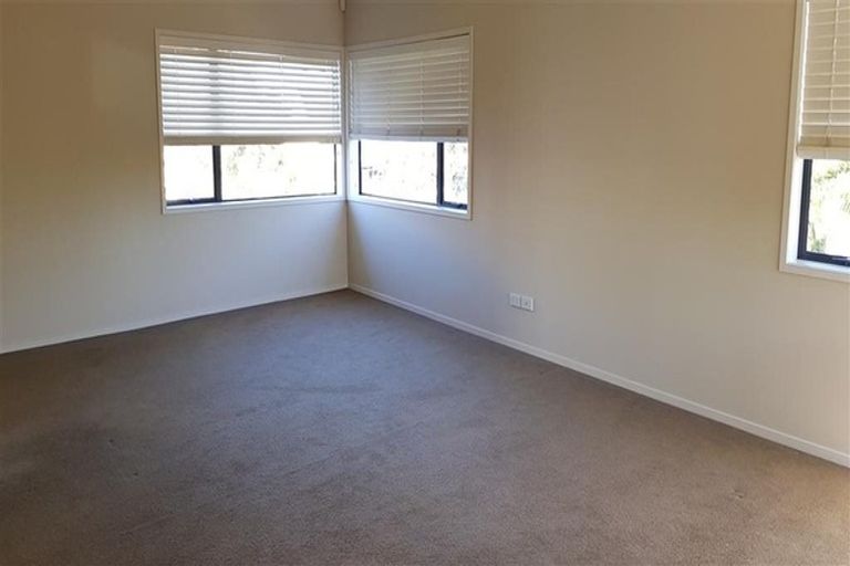 Photo of property in 84 Clovelly Road, Bucklands Beach, Auckland, 2012