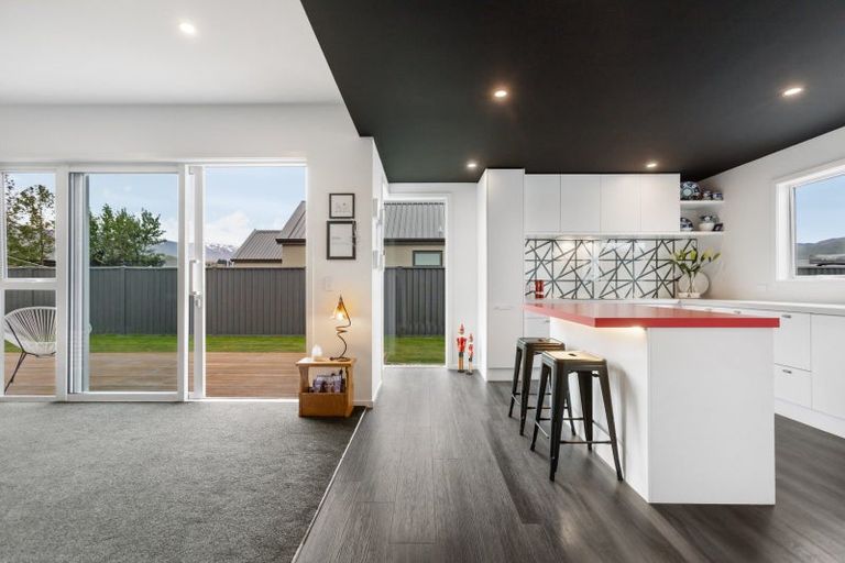 Photo of property in 16 Hosking Drive, Cromwell, 9310