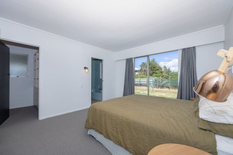 Photo of property in 45 Newcastle Road, Hawea Flat, Lake Hawea, 9382